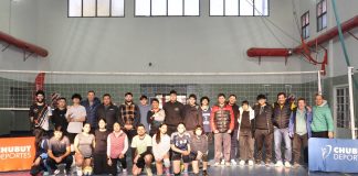 Esquel reunió a entrenadores y referentes deportivos en una Clínica de Vóley
