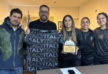 Italy Futsal recibió un reconocimiento por su histórica participación en la Liga de Honor