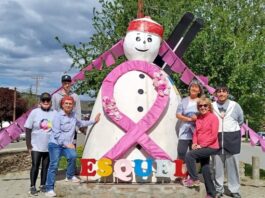ALCEC Esquel inaugura el Árbol de los Deseos en el Día Mundial de la Lucha contra el Cáncer de Mama