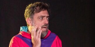 “Noche de Bar”: improvisación, juegos y humor en Rider